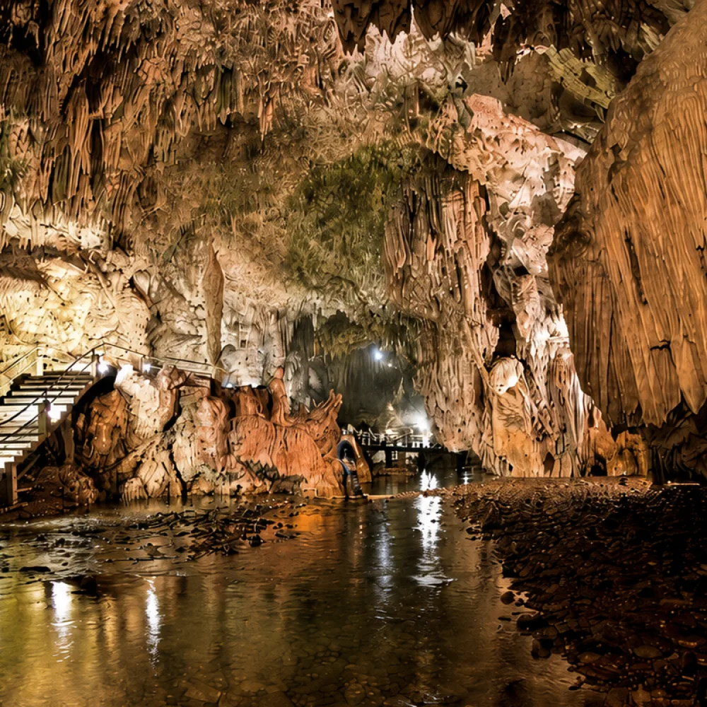 Sesc promove viagem guiada para explorar o conjunto de cavernas do PETAR em setembro